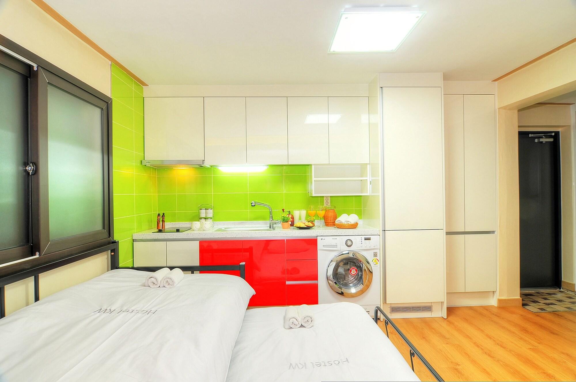 Hostel Kw Sinsa โซล ภายนอก รูปภาพ