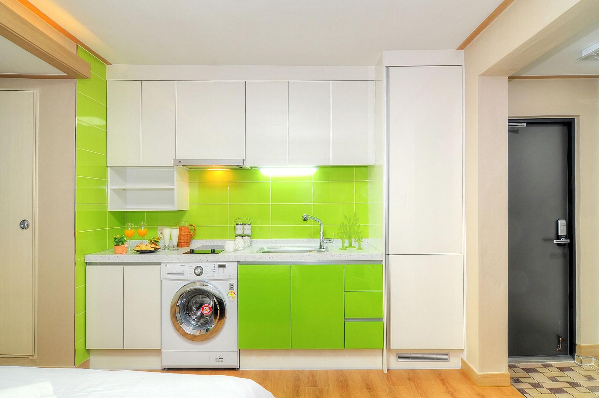 Hostel Kw Sinsa โซล ภายนอก รูปภาพ
