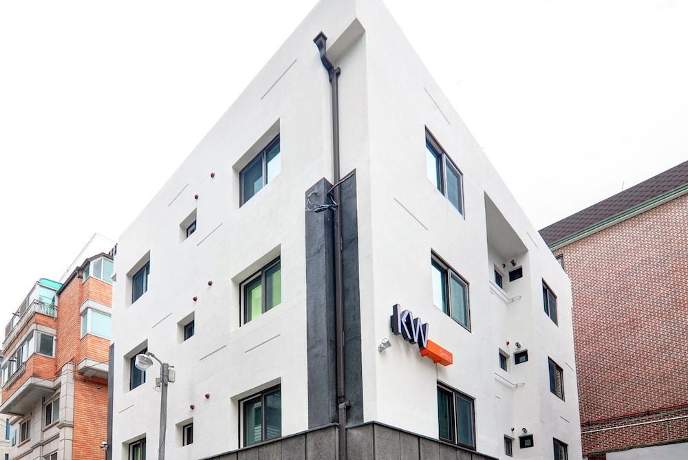 Hostel Kw Sinsa โซล ภายนอก รูปภาพ